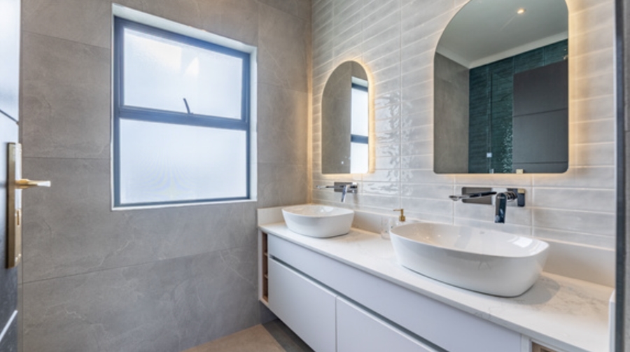 4 Bedroom Property for Sale in Sandown Western Cape